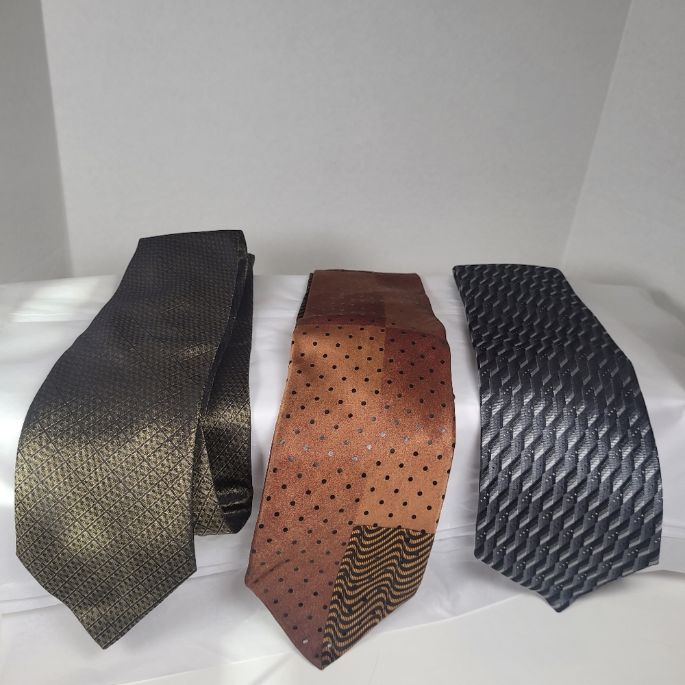 100% Silk, Slightly Worn Mens Neckties